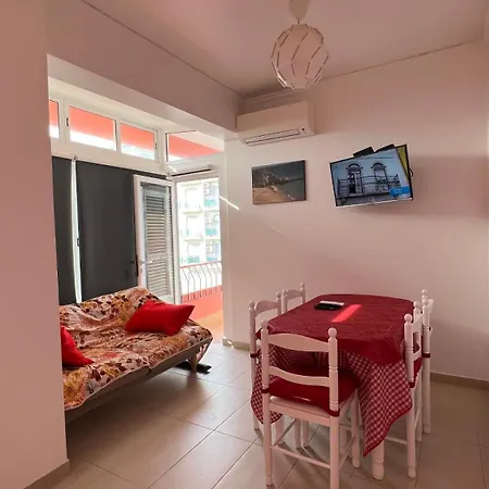 Frente Ao Mar Apartment *